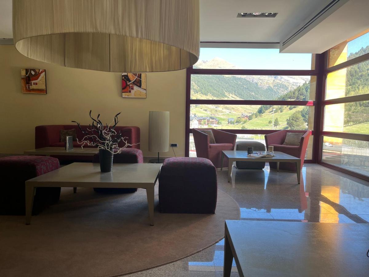 Wuau! Hotel Galanthus & Spa Canillo Exterior foto