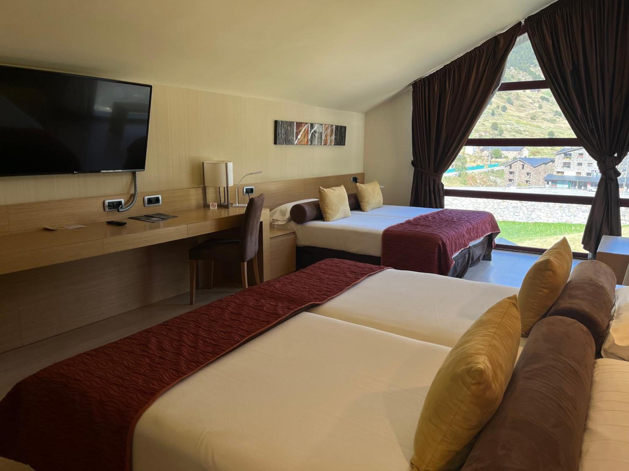 Wuau! Hotel Galanthus & Spa Canillo Exterior foto
