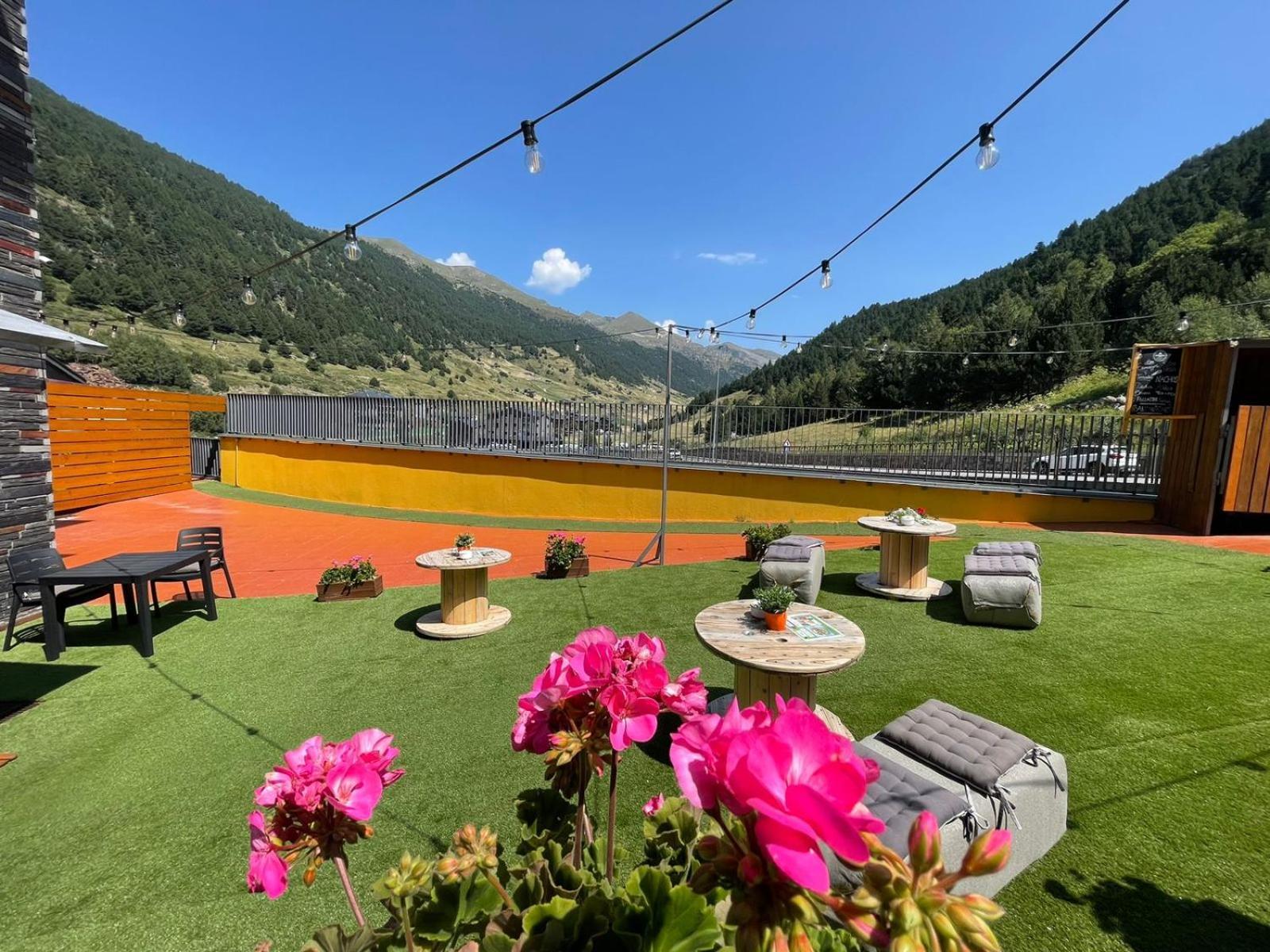 Wuau! Hotel Galanthus & Spa Canillo Exterior foto