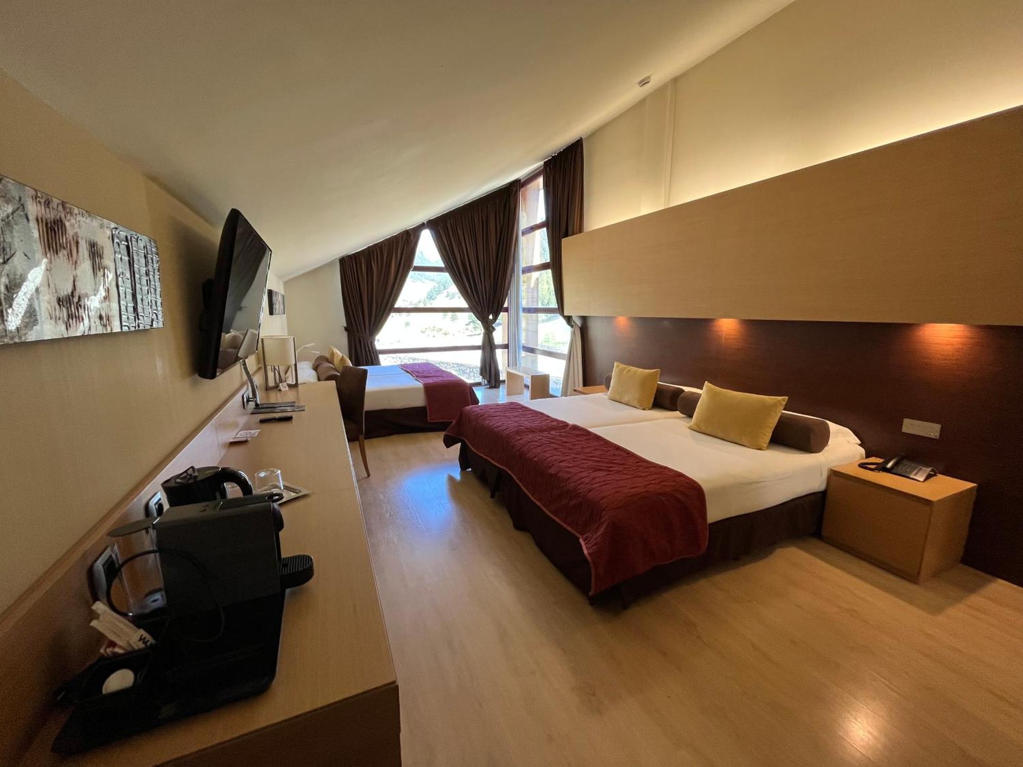 Wuau! Hotel Galanthus & Spa Canillo Exterior foto